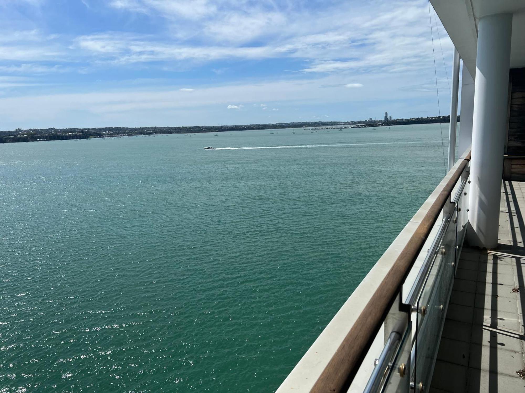 Waterfront Seaview Hotel Apartment - Same Building Block As Auckland Hilton Exterior foto