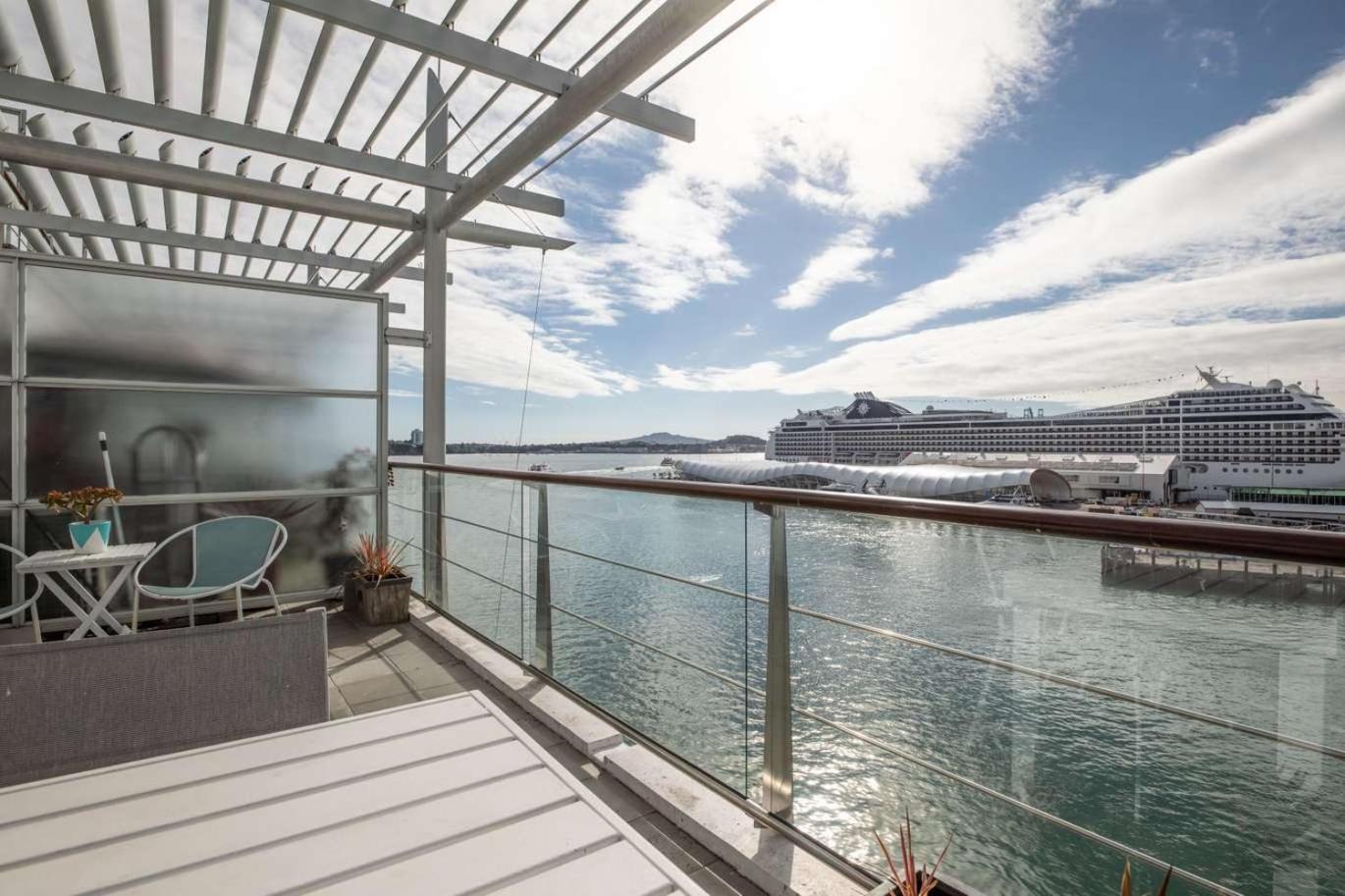 Waterfront Seaview Hotel Apartment - Same Building Block As Auckland Hilton Exterior foto